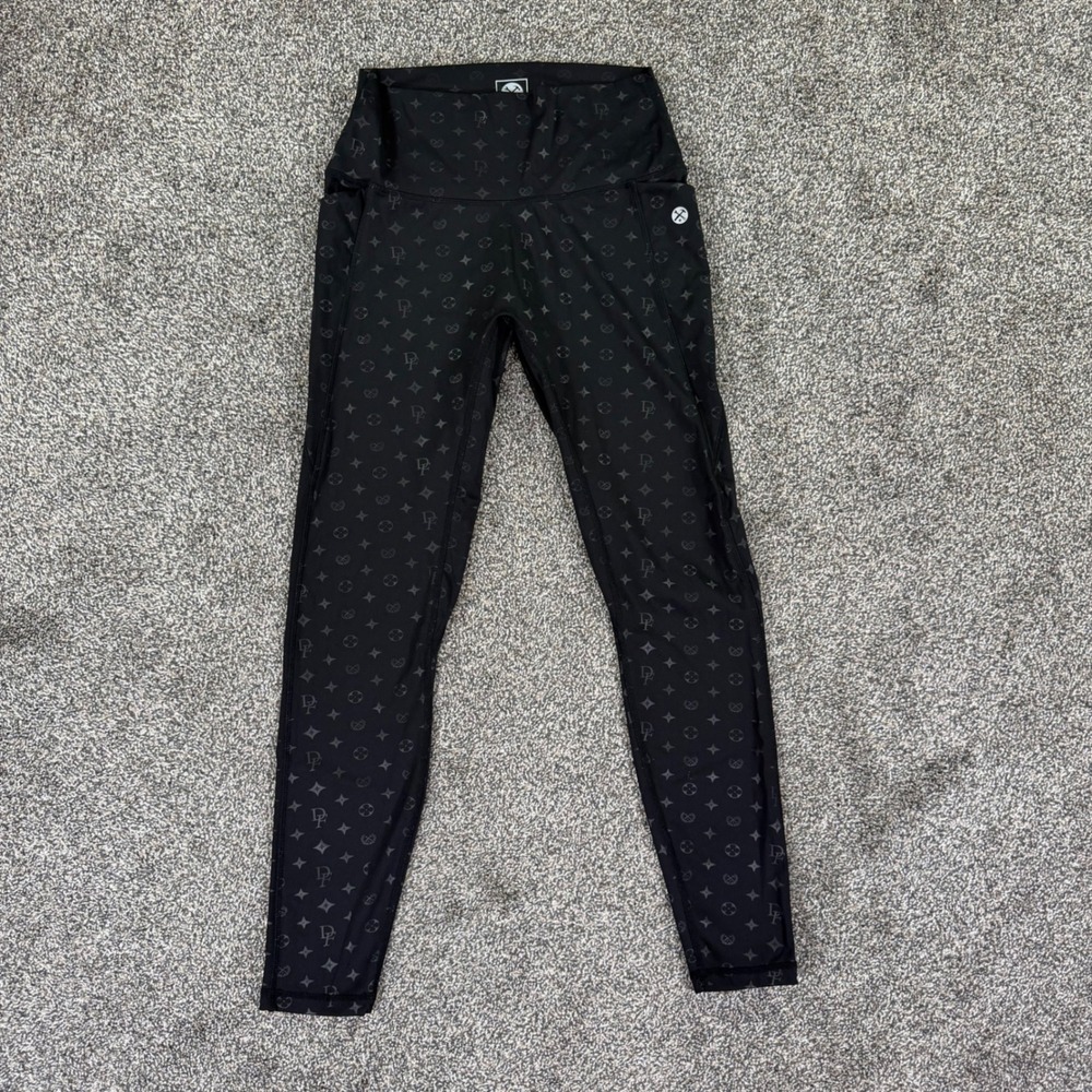 Dixxon Flannel Co Womens Large Black Monogram High Waisted Athletic Leggings AOP